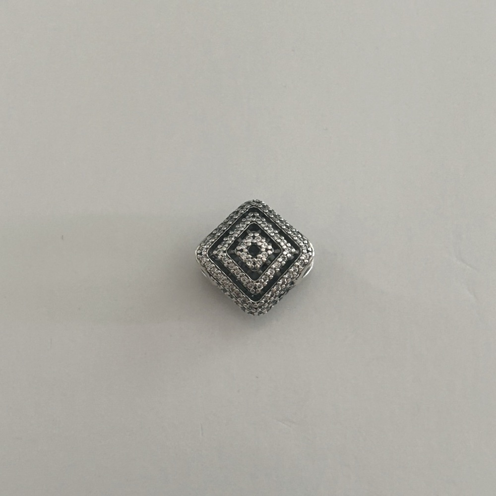 Authentic Pandora Geometric Lines charm